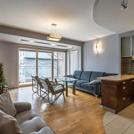 Stara Polana I - Vip 71 & Vip 84 *