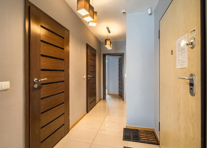 Stara Polana I - Vip 71 & Vip 84 *